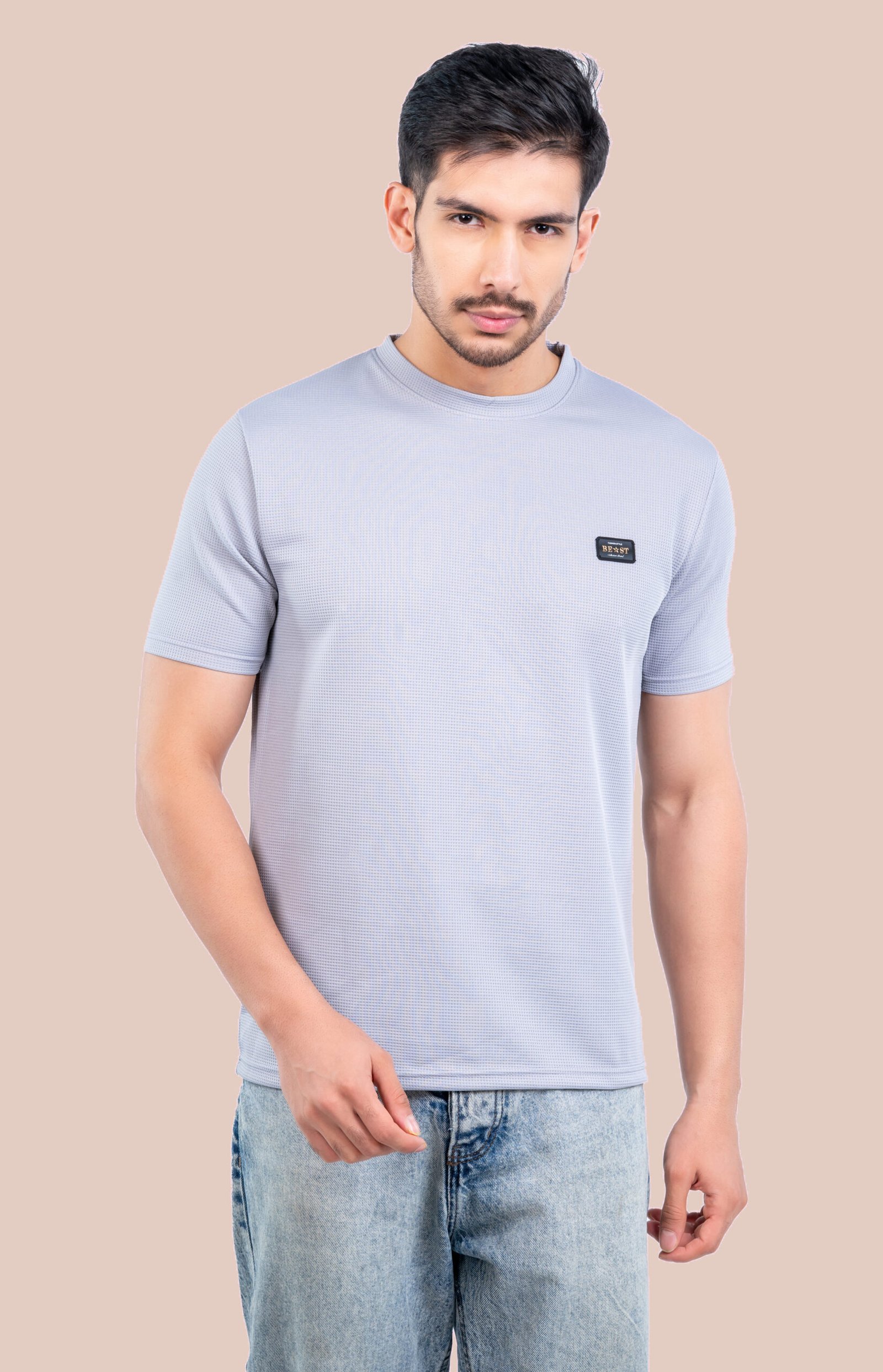 Round neck tshirt